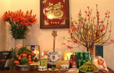 10 loại hoa chưng bàn thờ ngày Tết tại Việt Nam